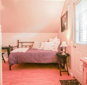 Peddler Room Twin Bed